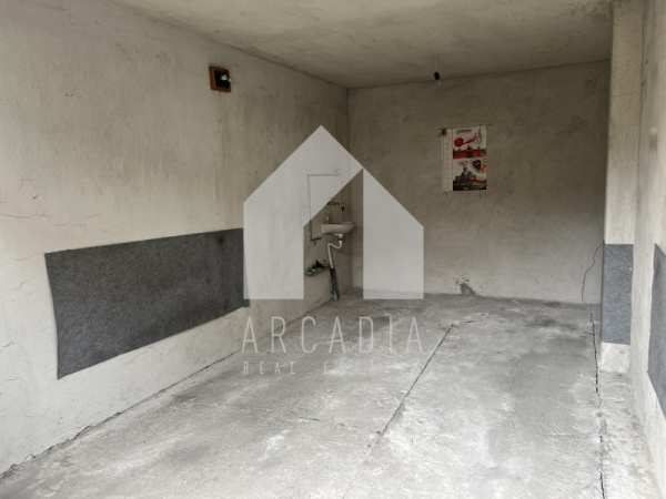 Дава под наем гараж, паркомясто, гр. пловдив, каменица 2