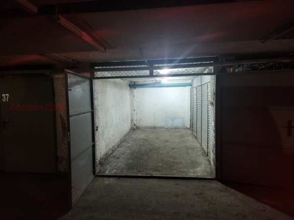 Дава под наем гараж, паркомясто, гр. пловдив, център