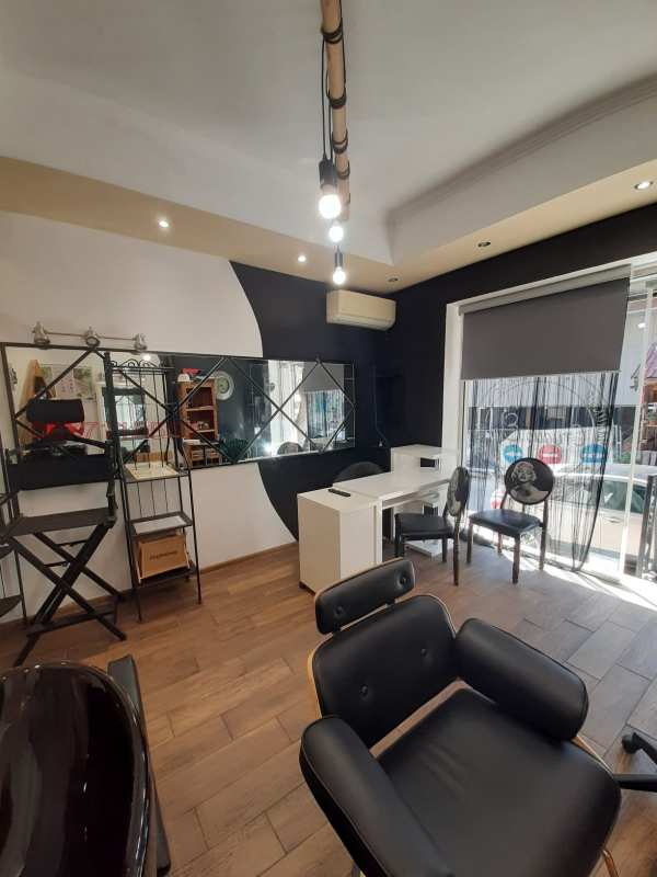 Дава под наем бизнес имот, гр. варна, център