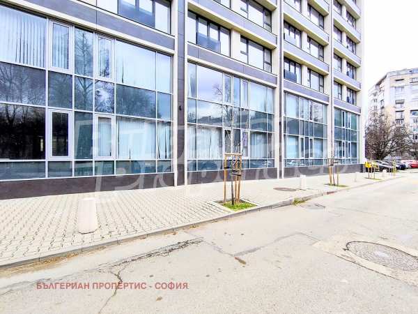 Дава под наем бизнес имот, гр. софия, гоце делчев