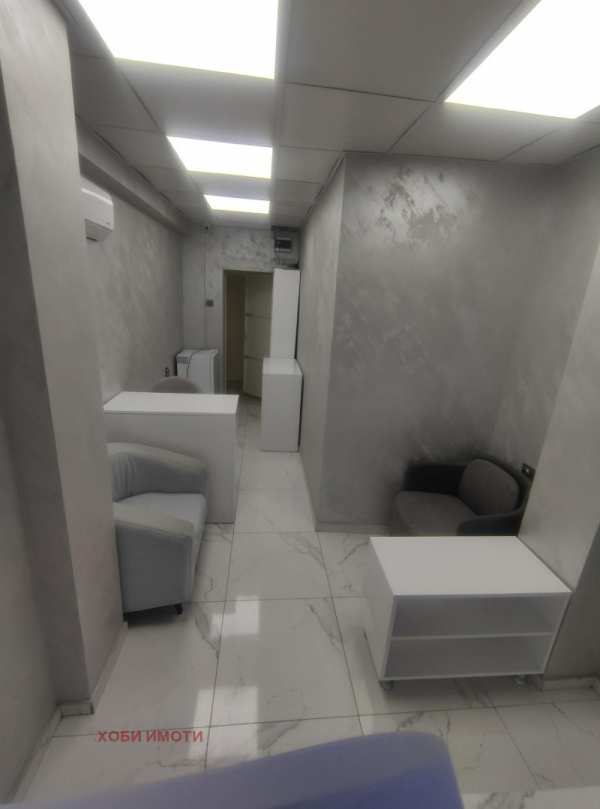 Дава под наем офис, гр. пловдив, център