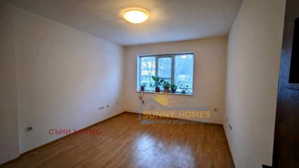 Дава под наем  офис град Велико Търново, Център
      80 кв.м