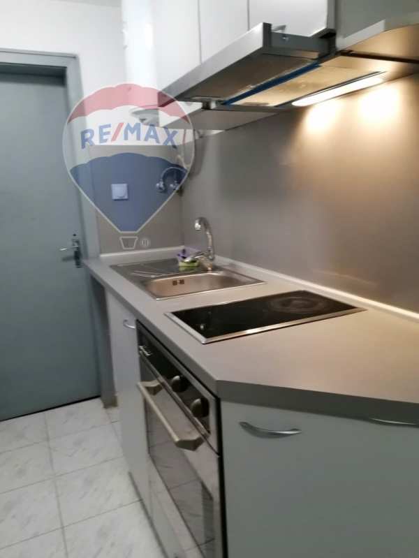 Дава под наем 1-стаен, гр. пловдив, център