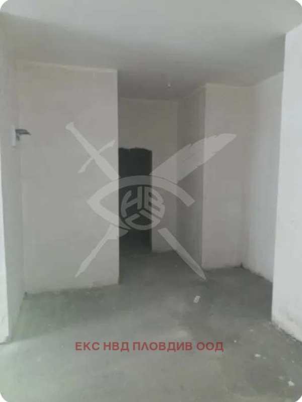 Дава под наем магазин, гр. пловдив, западен