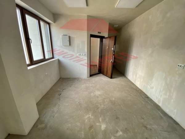 Дава под наем офис, гр. шумен, боян българанов 1