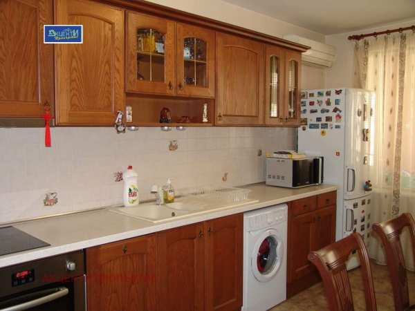 Дава под наем 3-стаен, гр. велико търново, колю фичето