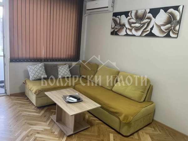 Дава под наем 3-стаен, гр. велико търново, център