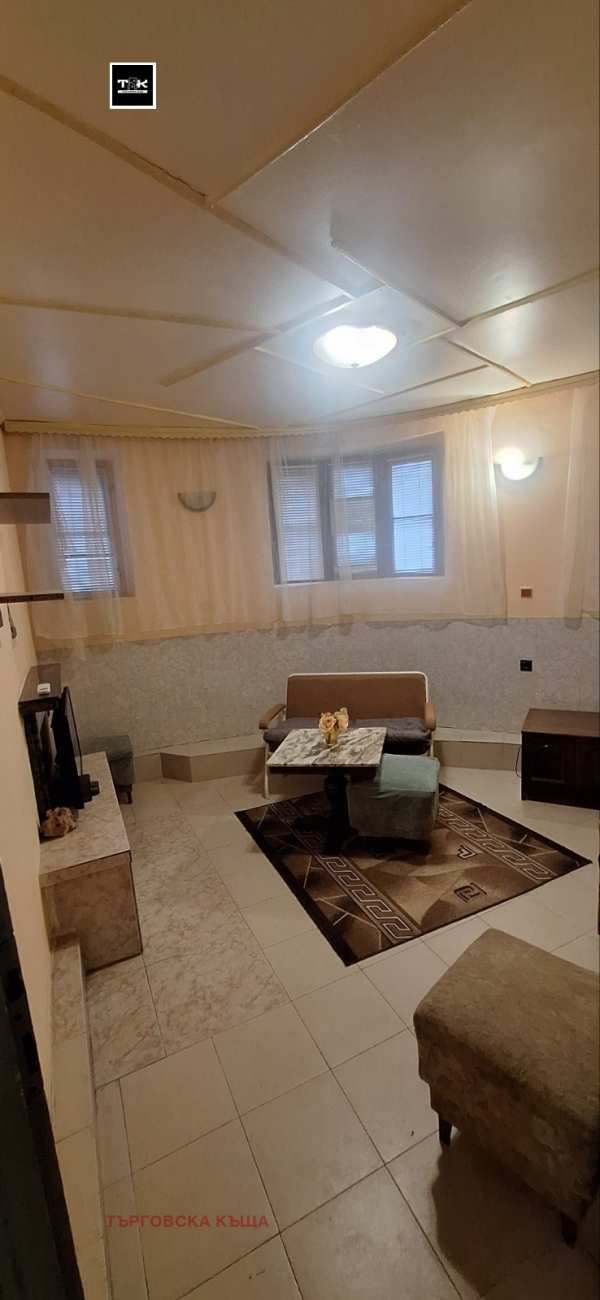 Дава под наем етаж от къща, гр. пловдив, мараша