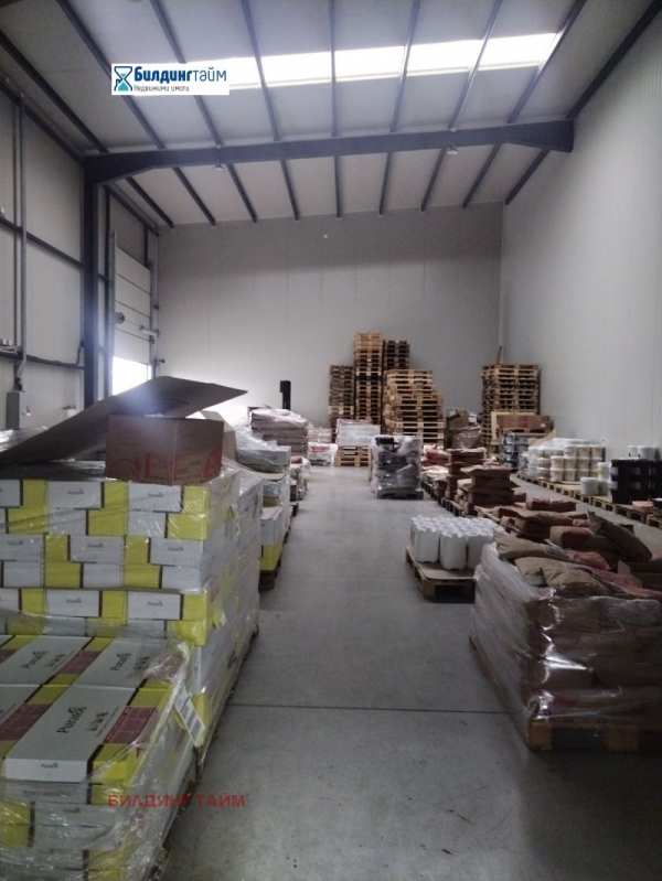 Дава под наем  склад град Шумен, Промишлена зона
      292 кв.м