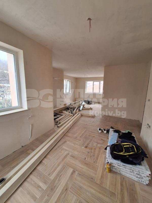 Дава под наем бизнес имот, гр. варна, бриз