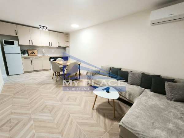 Дава под наем 2-стаен, гр. шумен, пазара