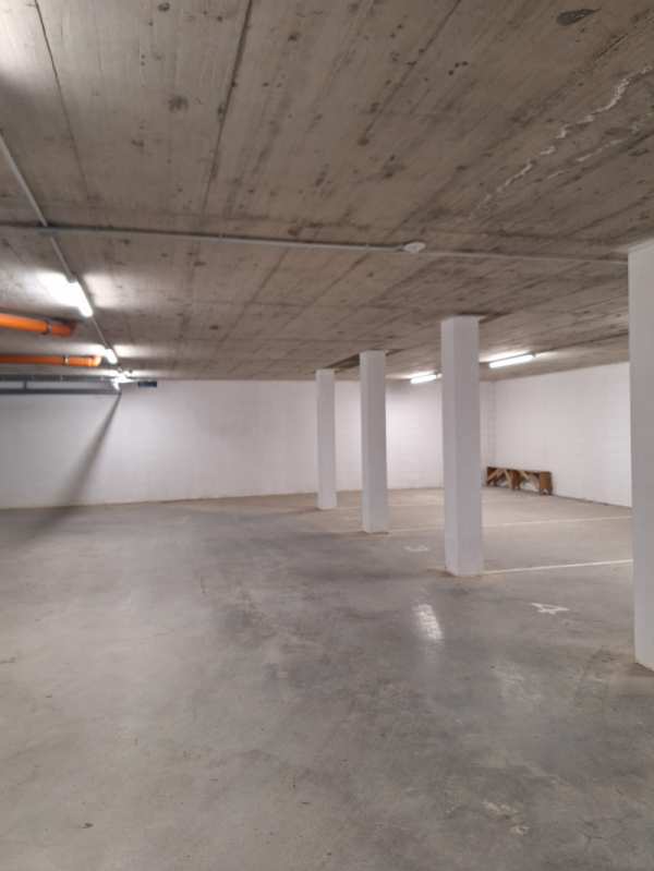 Дава под наем  гараж, паркомясто град Пловдив, Пещерско шосе
      20 кв.м