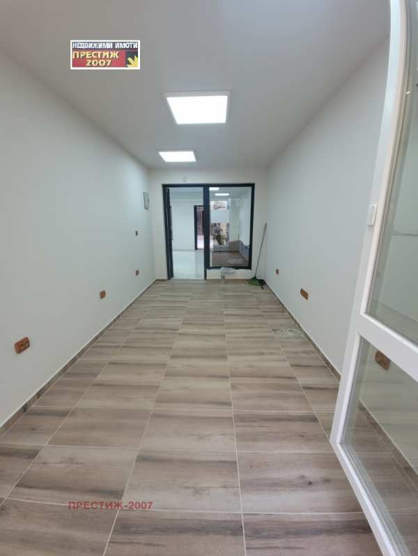 Дава под наем офис, гр. шумен, център