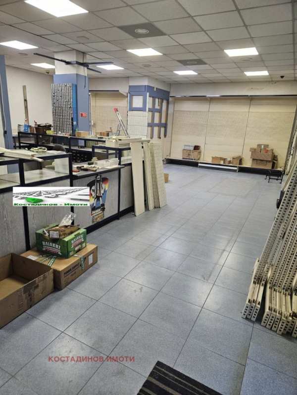 Дава под наем магазин, гр. пловдив, център