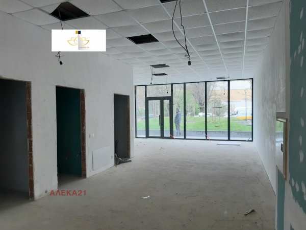 Дава под наем бизнес имот, гр. софия, център