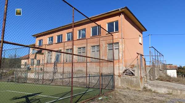 Дава под наем пром. помещение, с. кирково, област кърджали