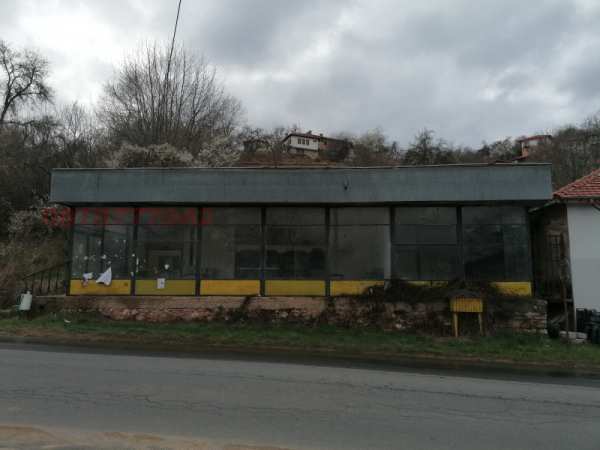 Дава под наем пром. помещение, с. чокманово, област смолян