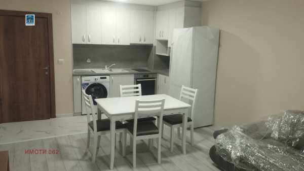 Дава под наем 3-стаен, гр. велико търново, бузлуджа