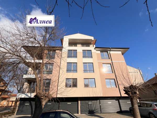 Продава 4-стаен, гр. пловдив, прослав