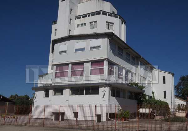 Продава бизнес имот, гр. благоевград, първа промишлена зона