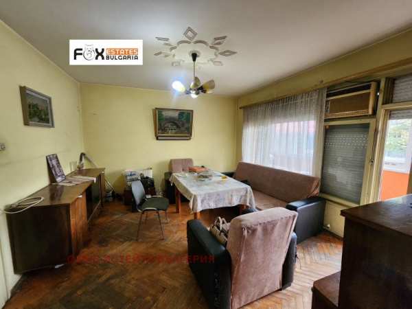 Продава  3-стаен град Пловдив, Кършияка
      80 кв.м