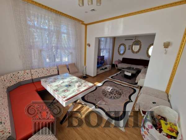 Продава къща, гр. русе, широк център