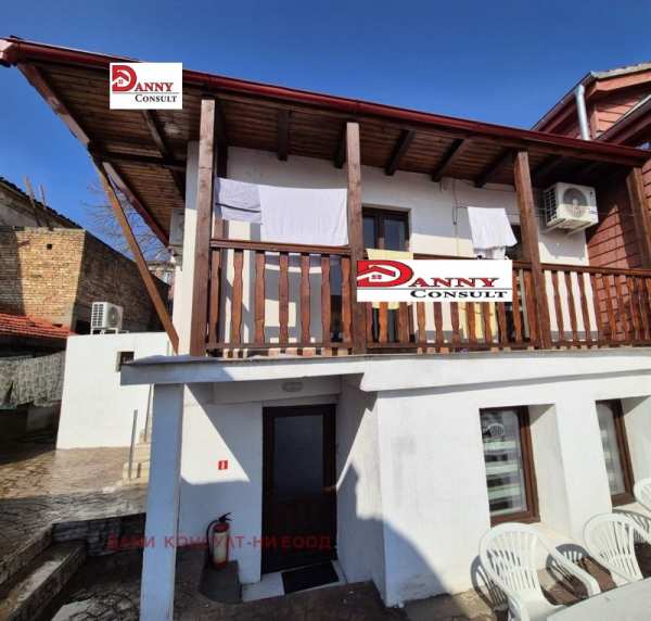 Продава къща, гр. велико търново, център