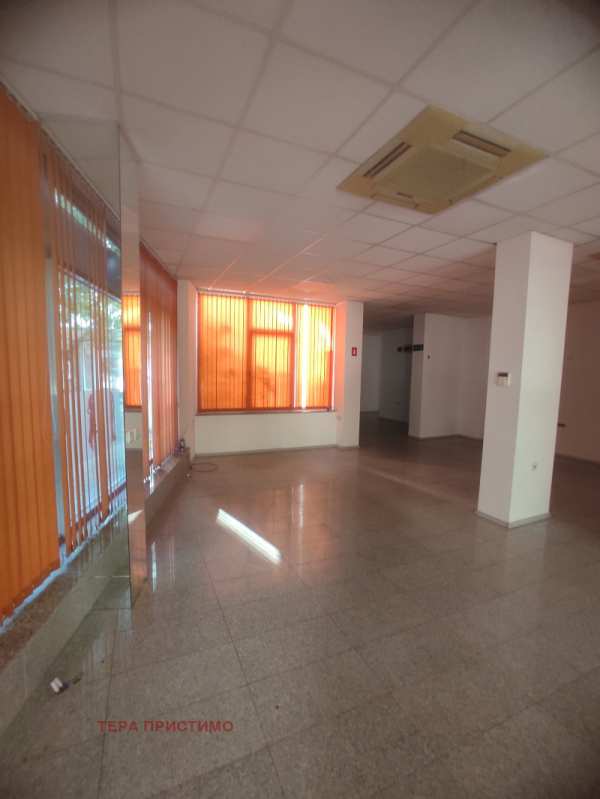 Продава бизнес имот, гр. русе, център