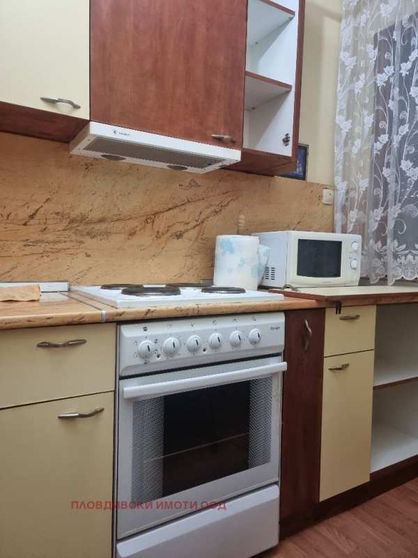 Продава 2-стаен, гр. пловдив, въстанически