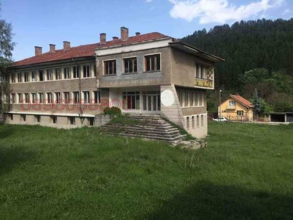 Продава бизнес имот, с. рашка гращица, област кюстендил