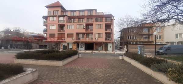 Продава магазин, с. лозенец, област бургас