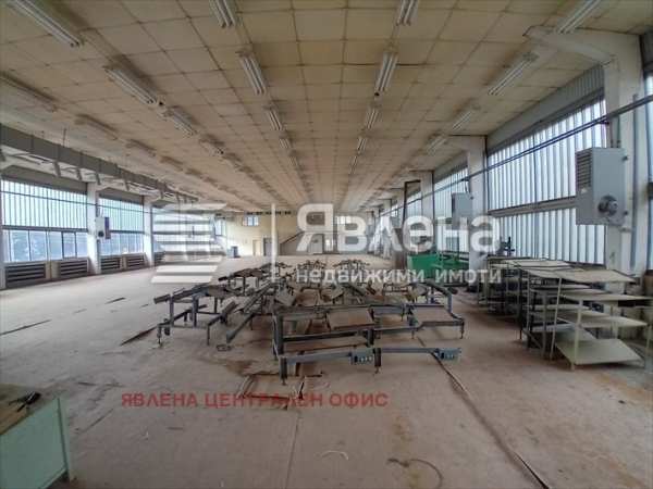 Продава пром. помещение, с. виево, област смолян