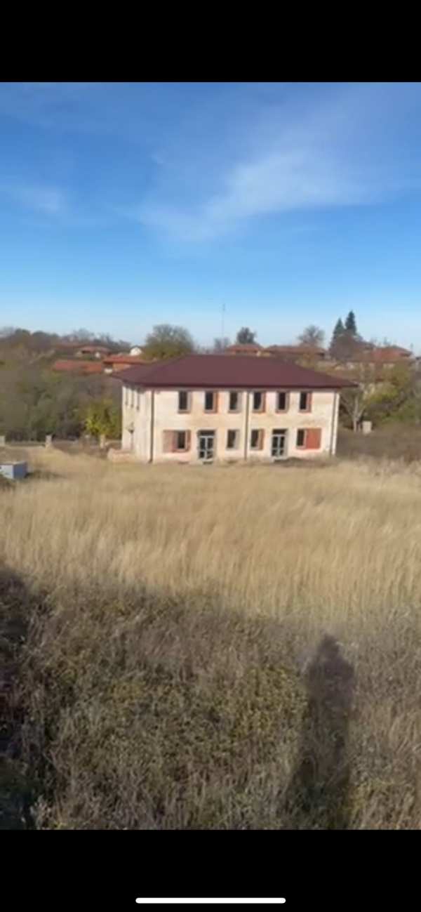 Продава бизнес имот, гр. ловеч, широк център