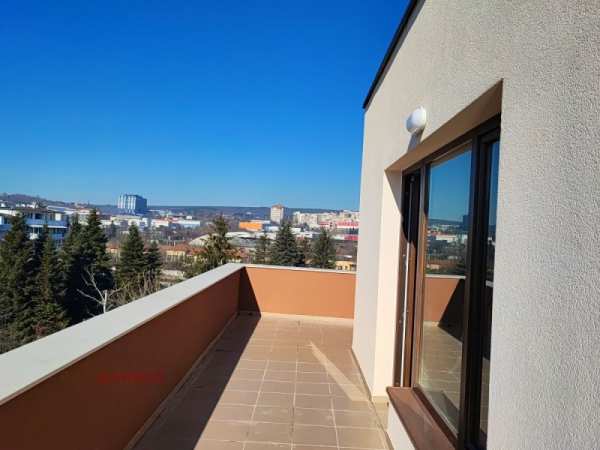 Продава 4-стаен, гр. велико търново, бузлуджа