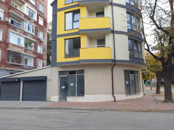 Продава бизнес имот, гр. русе, широк център