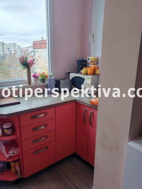 Продава 3-стаен, гр. пловдив, тракия