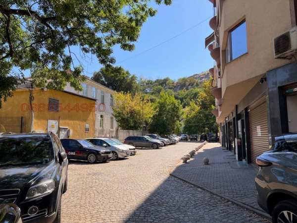 Продава 3-стаен, гр. пловдив, център