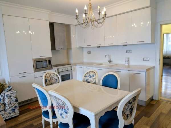 Продава 3-стаен, гр. варна, м-т долна трака