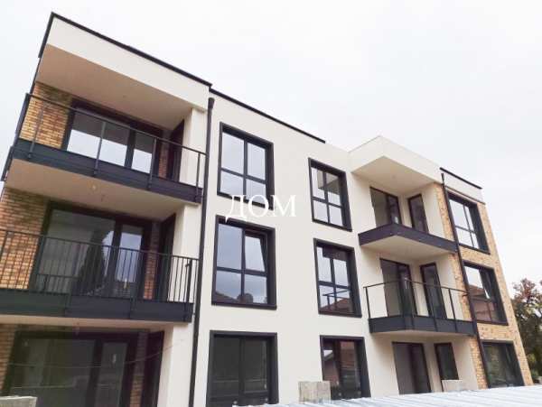 Продава 3-стаен, гр. шумен, военно училище