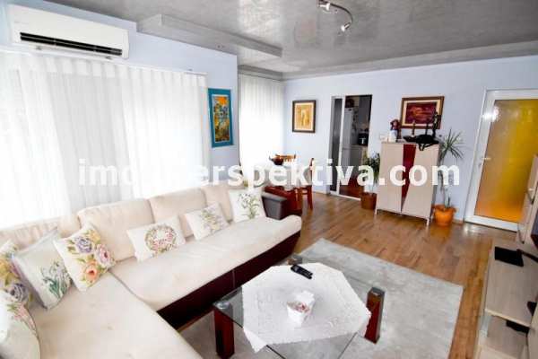 Продава 3-стаен, гр. пловдив, център