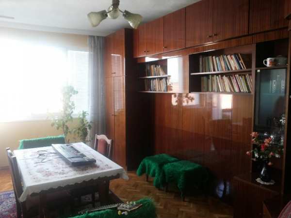 Продава 4-стаен, гр. шумен, център