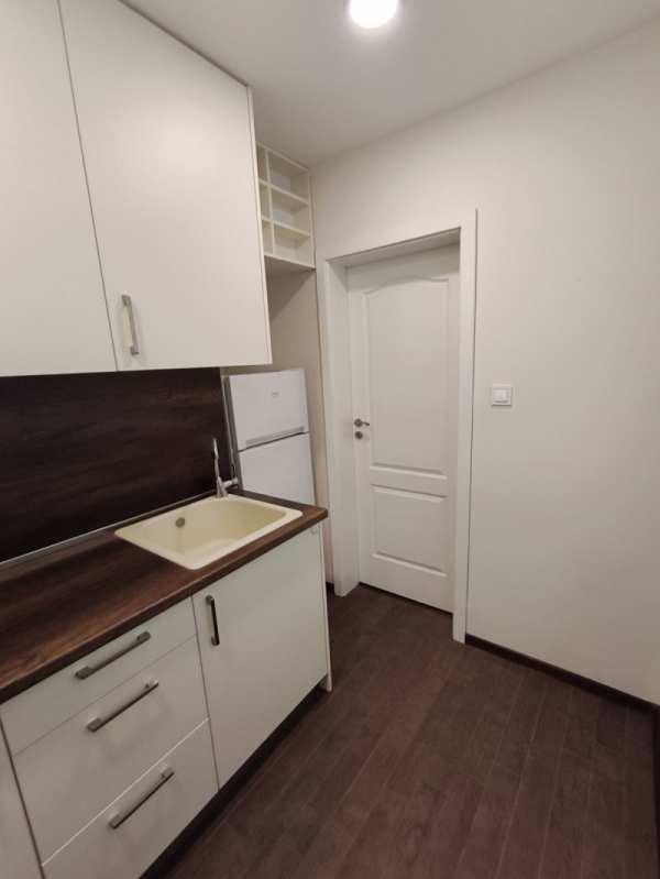 Продава 2-стаен, гр. пловдив, център