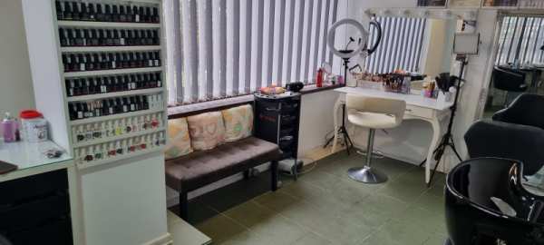 Продава бизнес имот, гр. разград, орел