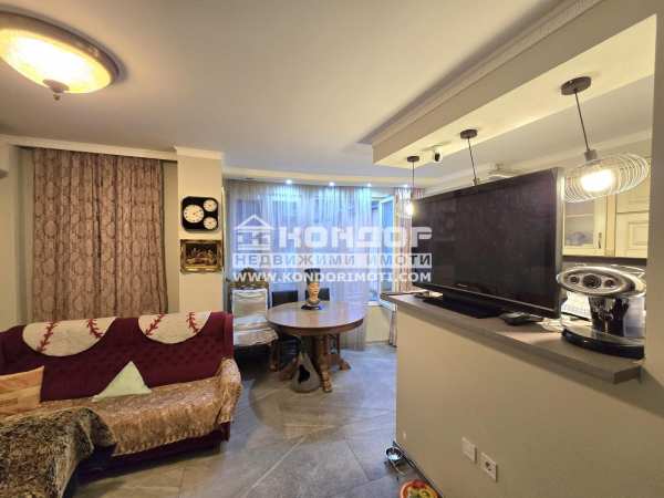 Продава 2-стаен, гр. пловдив, център