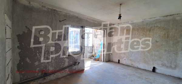 Продава 1-стаен, гр. пловдив, тракия