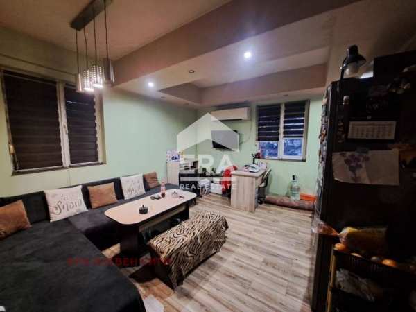 Продава 2-стаен, гр. плевен, широк център