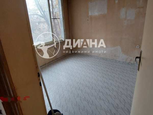 Продава 2-стаен, гр. пловдив, христо смирненски