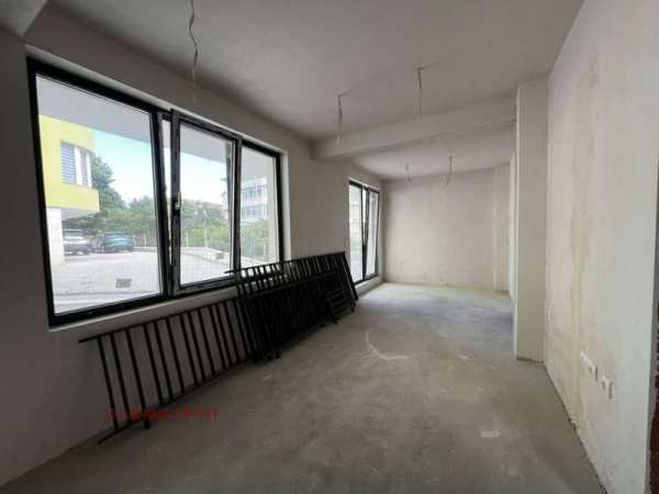 Продава бизнес имот, гр. варна, бриз