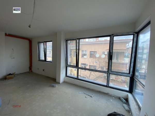 Продава 2-стаен, гр. пловдив, център