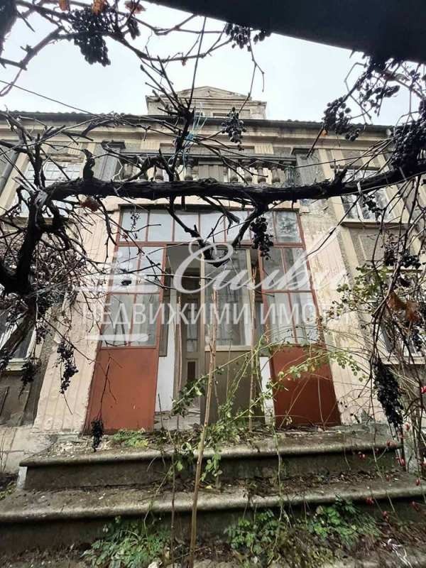 Продава къща, гр. шумен, център